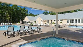 Indoor pool, outdoor pool