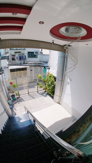 Interior - Suite Studio In the Heart Of City with Fully Equipped 04 (Ho Chi Minh)