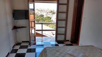 Frigobar, ferros/tábuas de passar roupa, Wi-Fi de cortesia