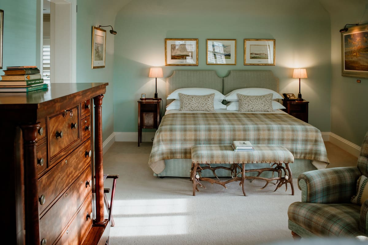 MEWS JUNIOR SUITE | 1 slaapkamer, Italiaanse Frette-lakens, luxe beddengoed