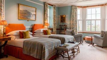 GLENSHIEL MASTER SUITE