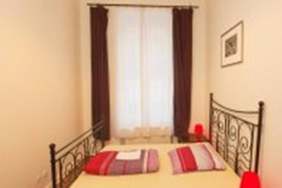 Blackout curtains, soundproofing, free WiFi, bed sheets