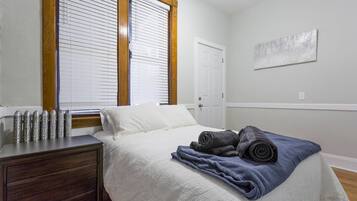 Apartment (2 Bedrooms) | 2 bedrooms, iron/ironing board, free WiFi