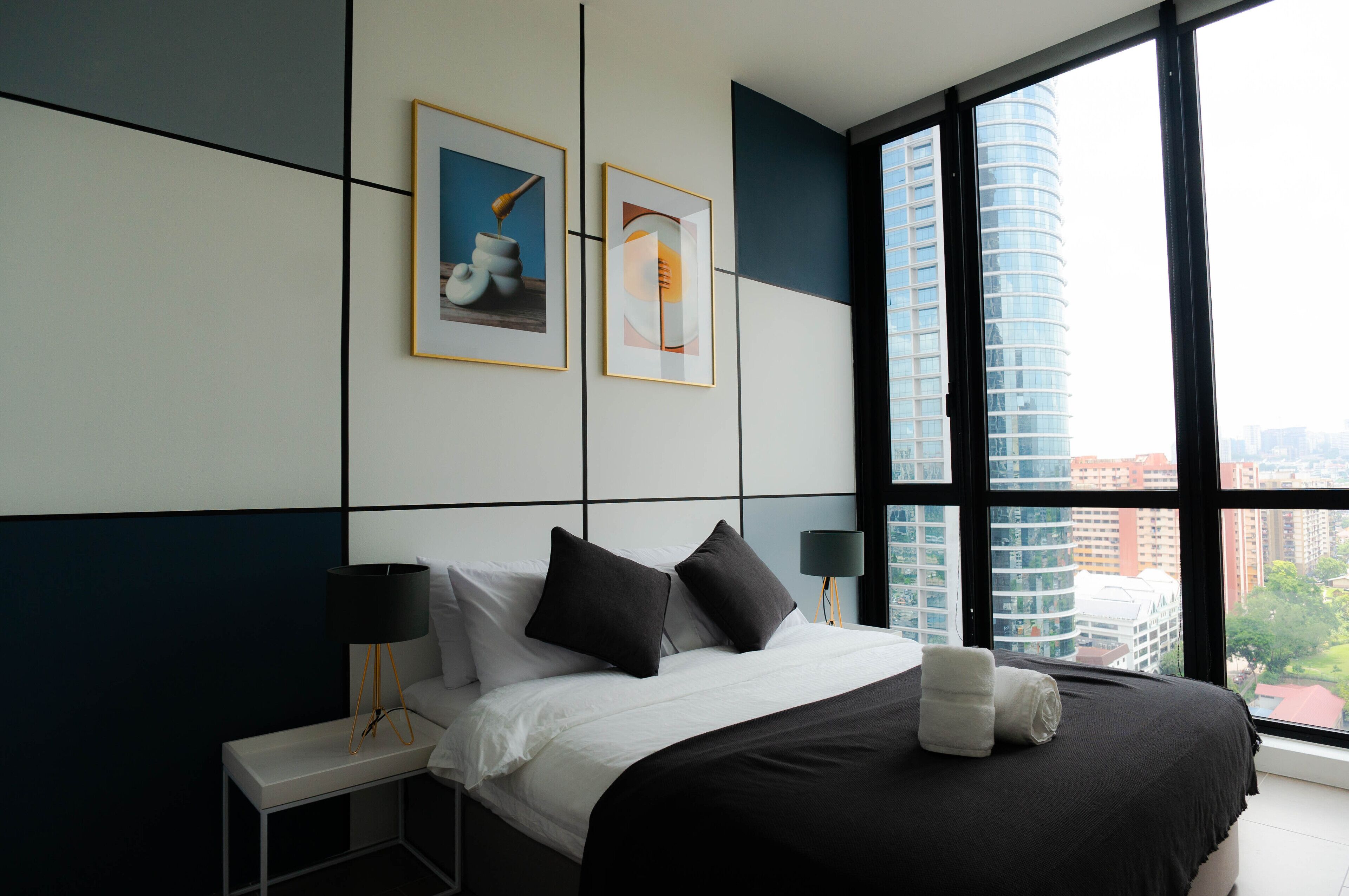 2 slaapkamers, een strijkplank/strijkijzer, wifi, beddengoed