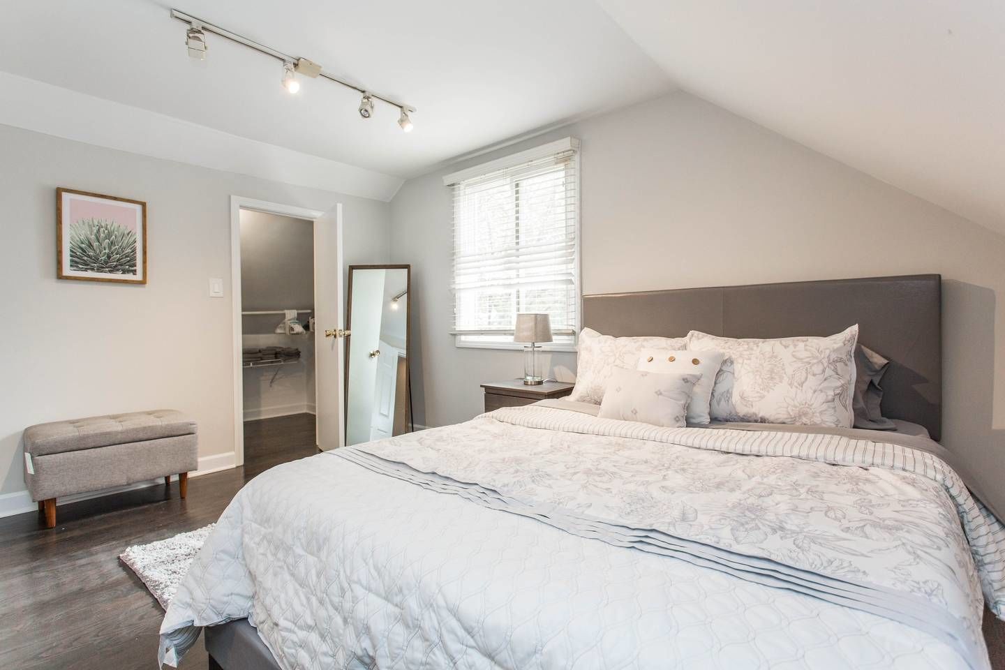 Apartment (2 Bedrooms) | 2 bedrooms, iron/ironing board, free WiFi