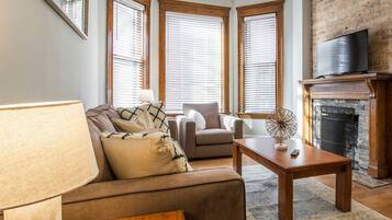 Apartment (2 Bedrooms) | Living area | TV