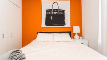 Apartment (1 Bedroom) | 1 bedroom, iron/ironing board, free WiFi