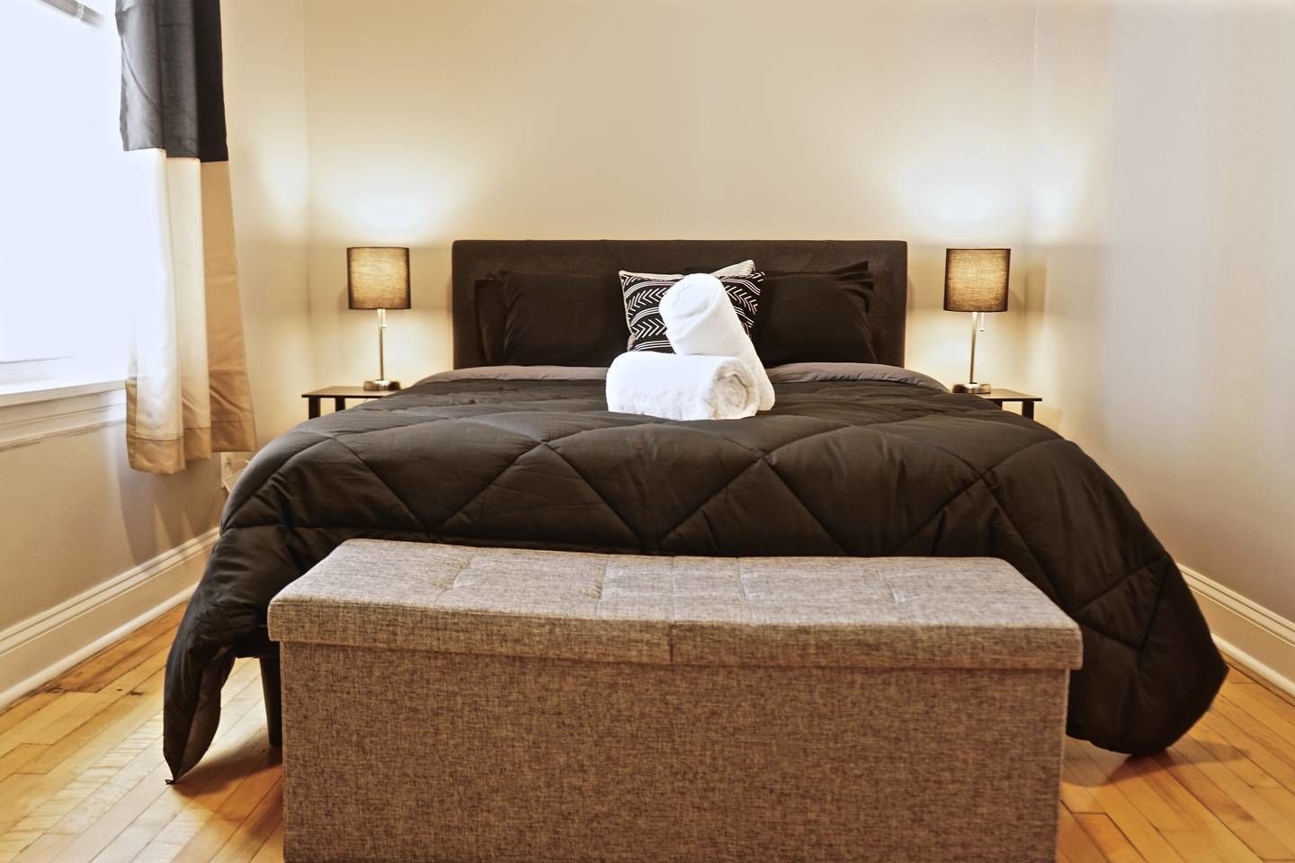 Apartment (3 Bedrooms) | 3 bedrooms, iron/ironing board, free WiFi