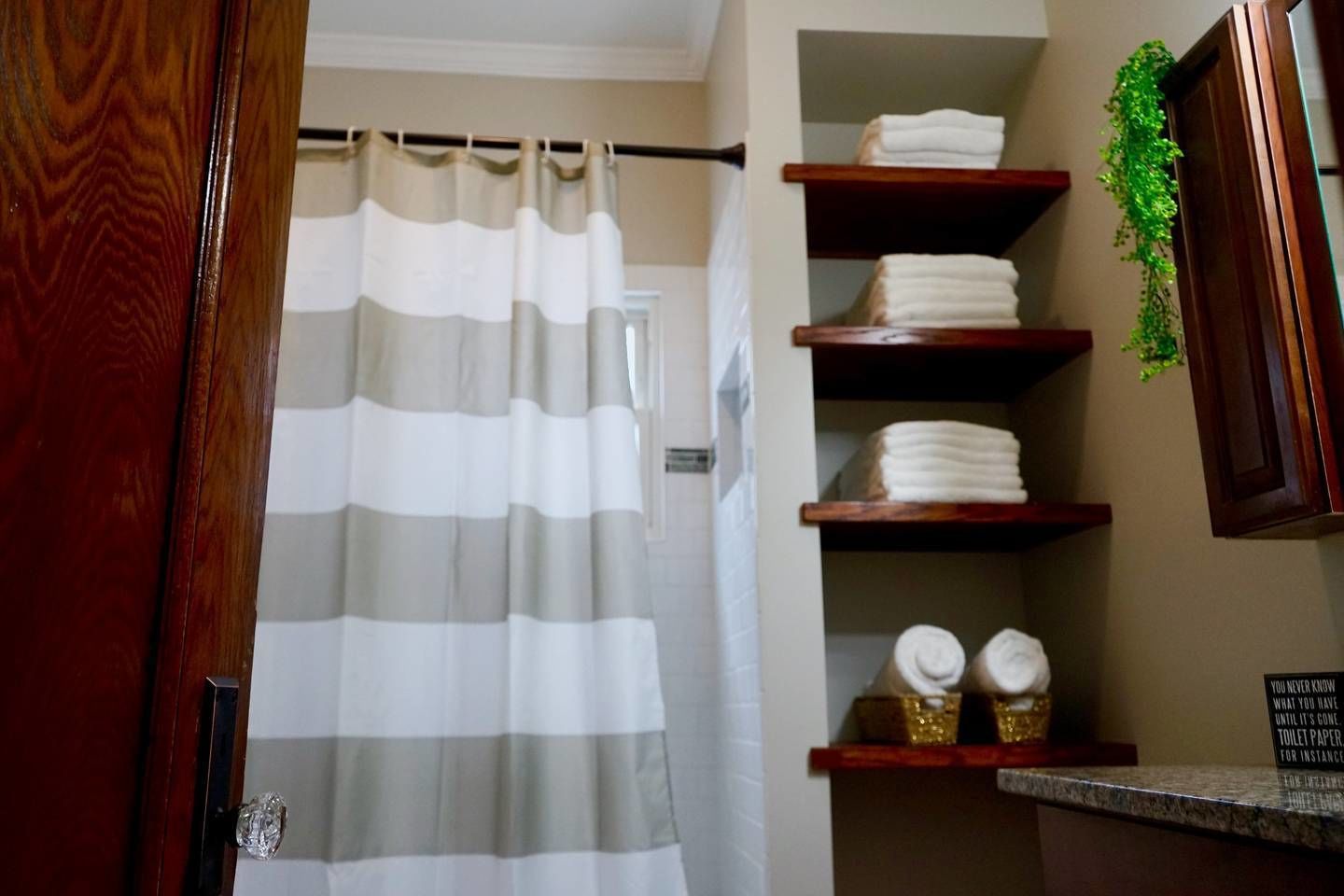 Apartment (3 Bedrooms) | Bathroom | Hair dryer, soap, shampoo