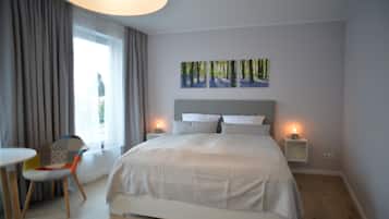 Apartamento (201 - plus cleaning Fee 30 EUR) | Ropa de cama hipoalergénica, decoración individual, cortinas opacas