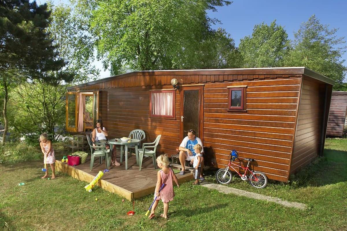 Mobile Home (4 Guests)