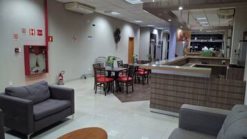 TV LED 32 polegadas com canais digitais, TV