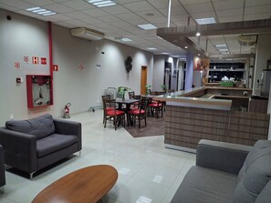 32-inch LED TV with digital channels, TV