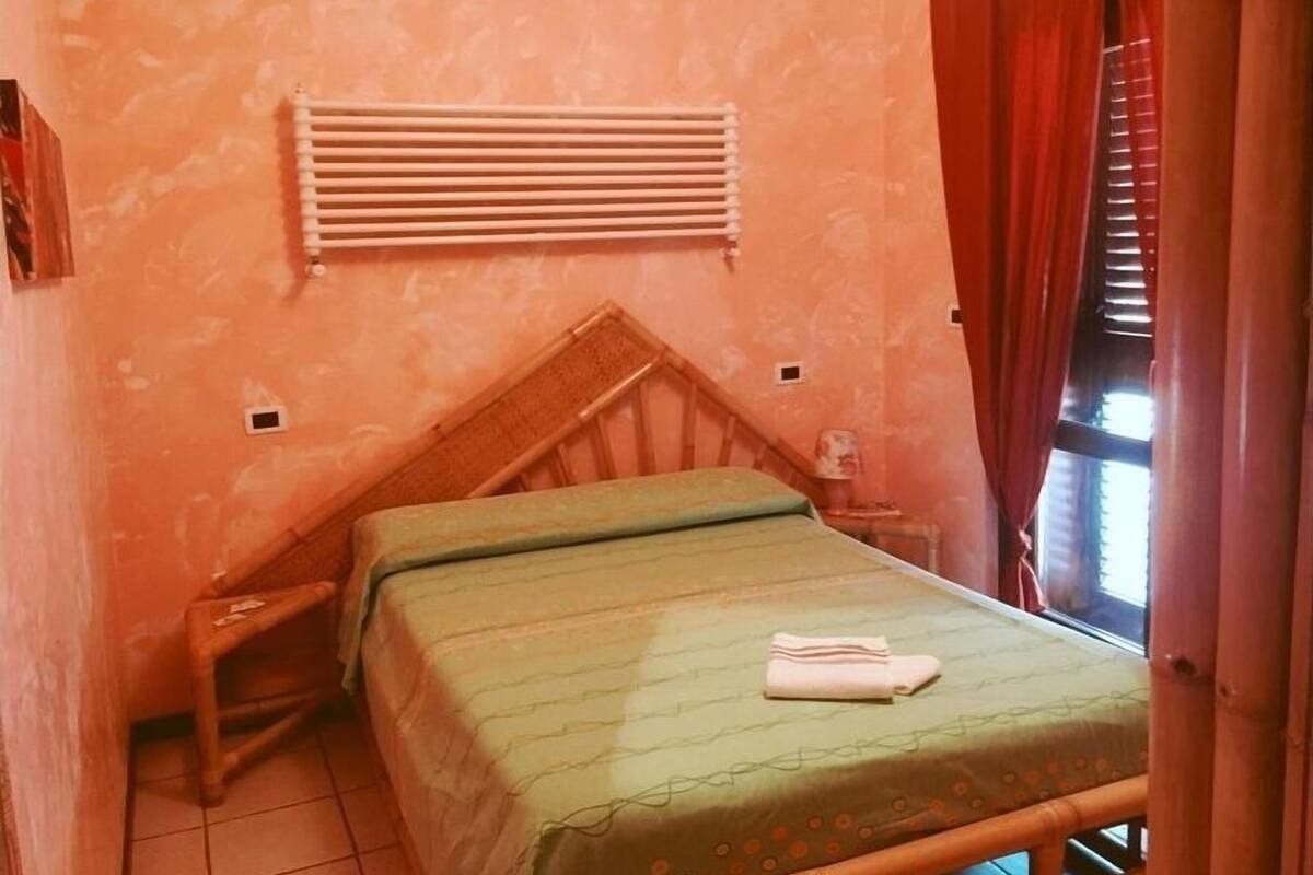 Individually decorated, individually furnished, soundproofing, free WiFi