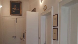 Interior entrance - 3B Rooms Mestre (Mestre)