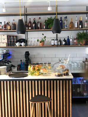 Bar (on property) - Casa Figa 39 (Zagreb)