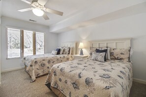 4 Schlafzimmer, Schreibtisch, kostenloses WLAN