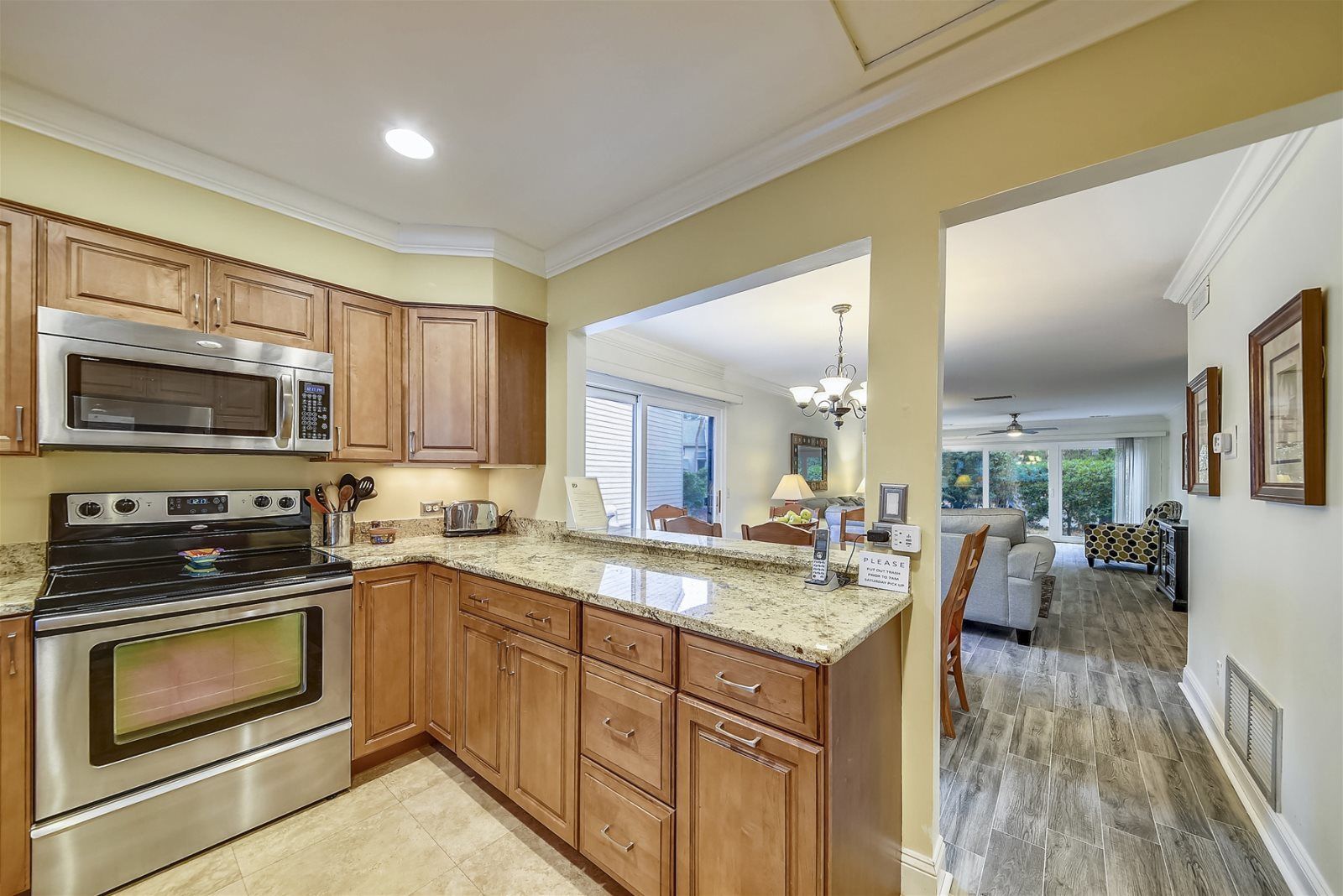 Stovetop, dishwasher, cookware/dishes/utensils