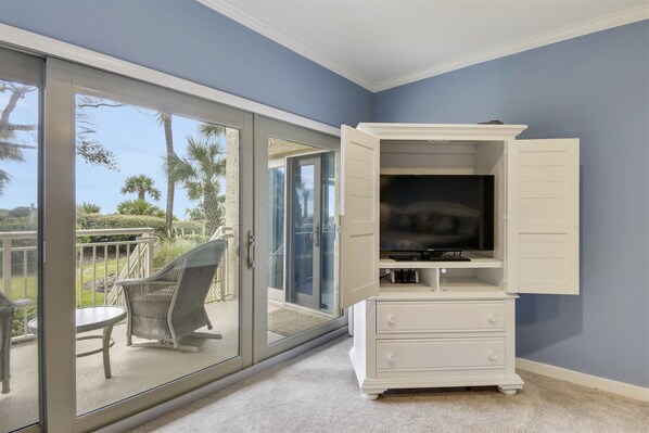 2 makuuhuonetta, työpöytä, silitysrauta/-lauta, ilmainen Wi-Fi