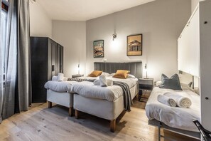 Appartamento, 3 camere da letto (A) | Una scrivania, ferro/asse da stiro, culle/letti per bambini (gratuiti)