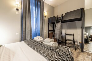Apartment, 3 Schlafzimmer (C) | Schreibtisch, Bügeleisen/Bügelbrett, kostenlose Babybetten