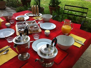 Petit déjeuner continental compris tous les jours