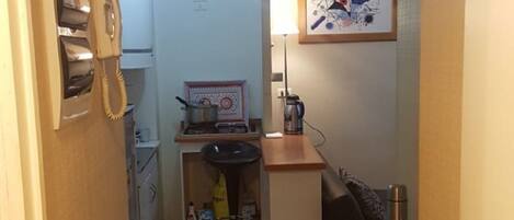 المنشأة من الداخل