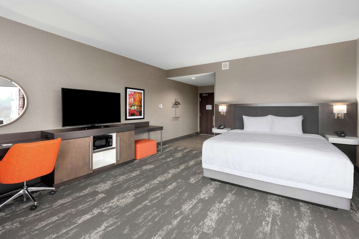 1 Schlafzimmer, hochwertige Bettwaren, Daunenbettdecken