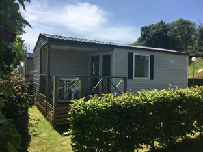 Mobile Home, 2 Bedrooms | Iron/ironing board, free cots/infant beds, free WiFi - Camping Le Mont Joli Bois (Criel-sur-Mer)