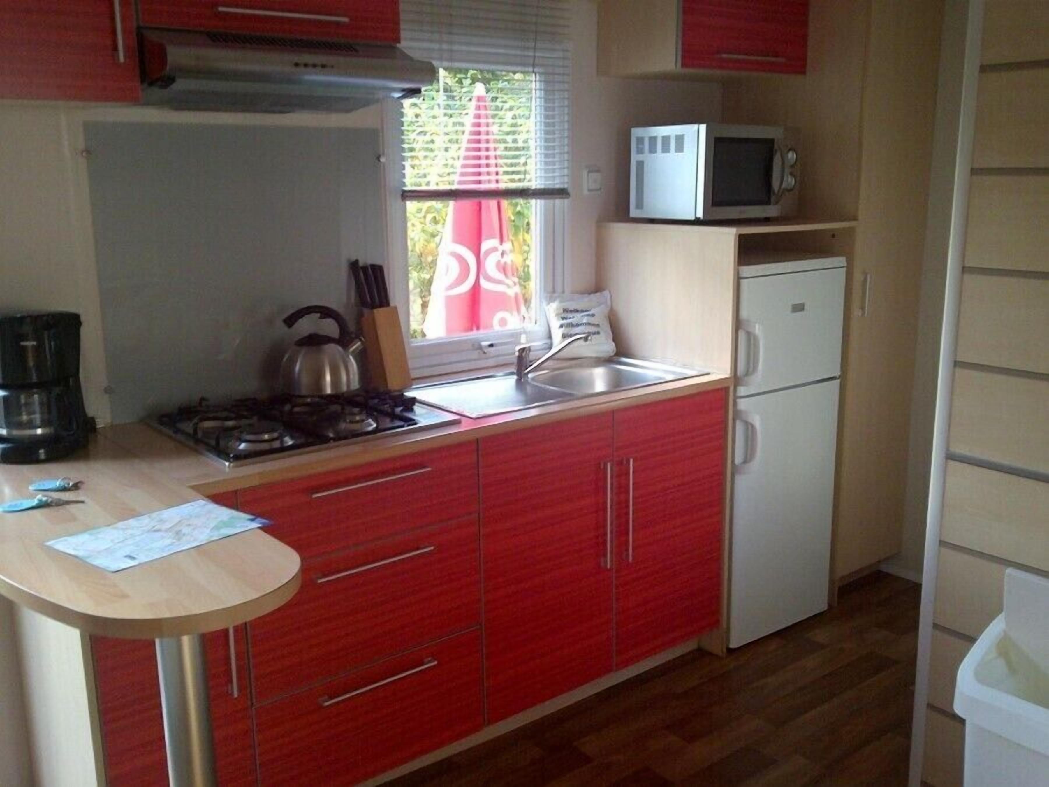 Mobile Home, 2 Bedrooms | Private kitchenette | Fridge, microwave, stovetop, coffee/tea maker