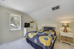 3 bedrooms, desk, free WiFi
