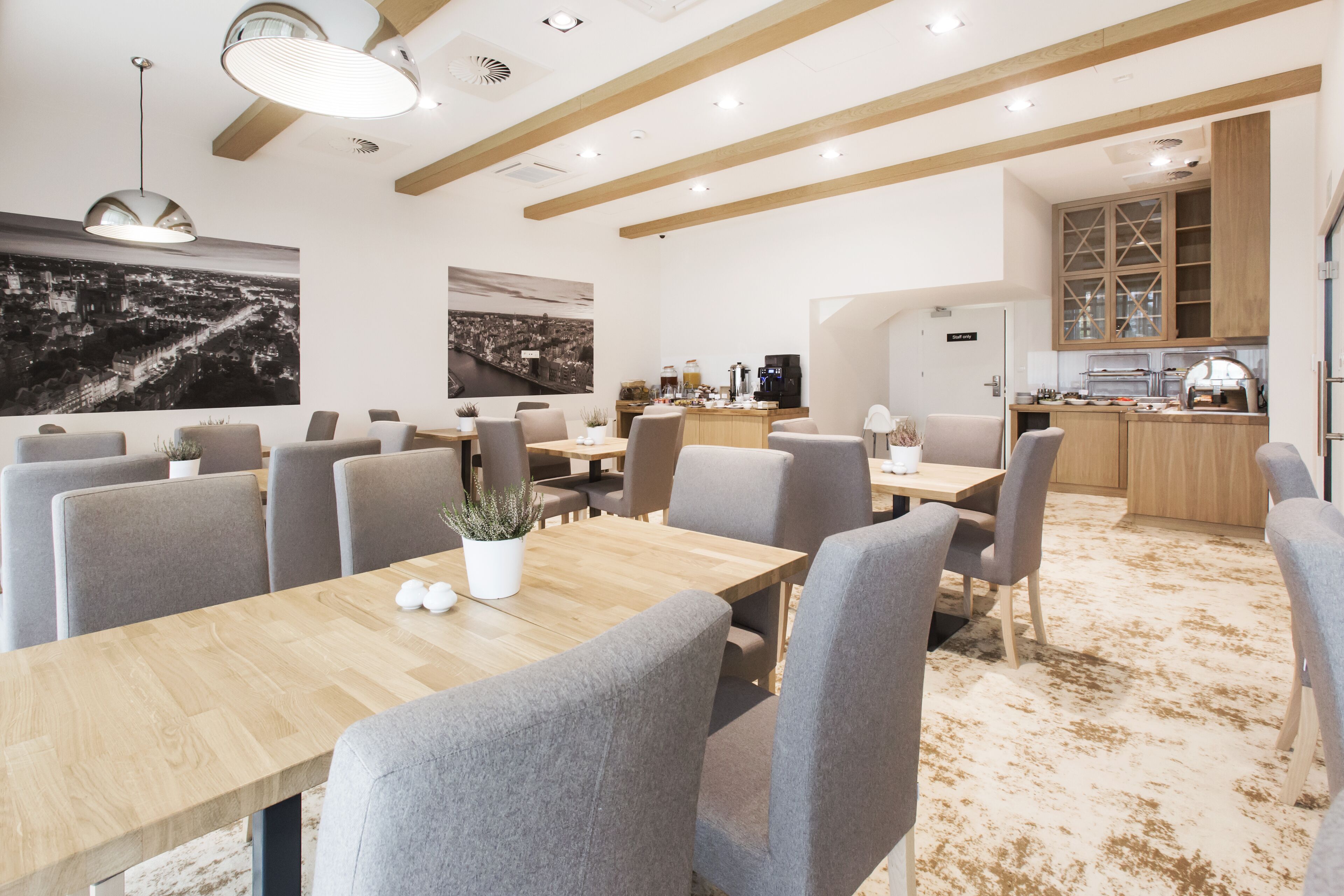 Daily cooked-to-order breakfast for a fee