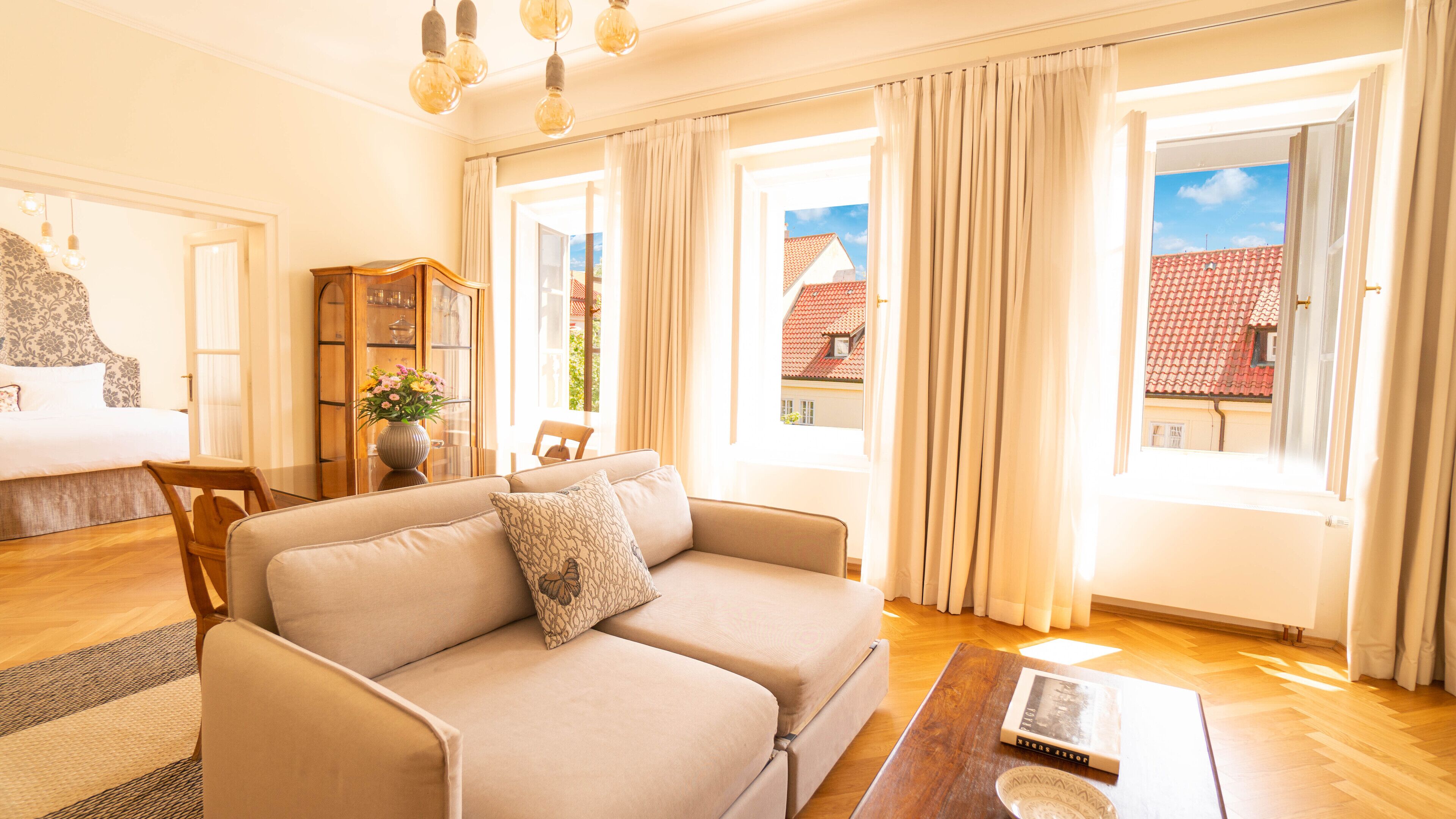 Charles Bridge Suite | In-room safe, blackout curtains, free cots/infant beds, free WiFi