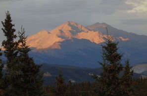 Unclassified image, 2 of 31, button