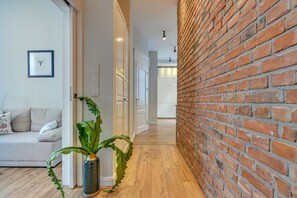 Comfort Apartment | Living area | Flat-screen TV