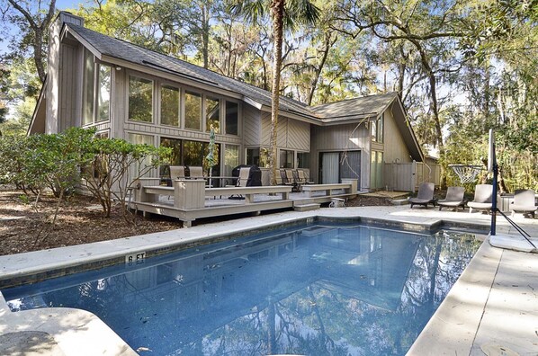 Outdoor pool - Laughing Gull 1 (Hilton Head Island)