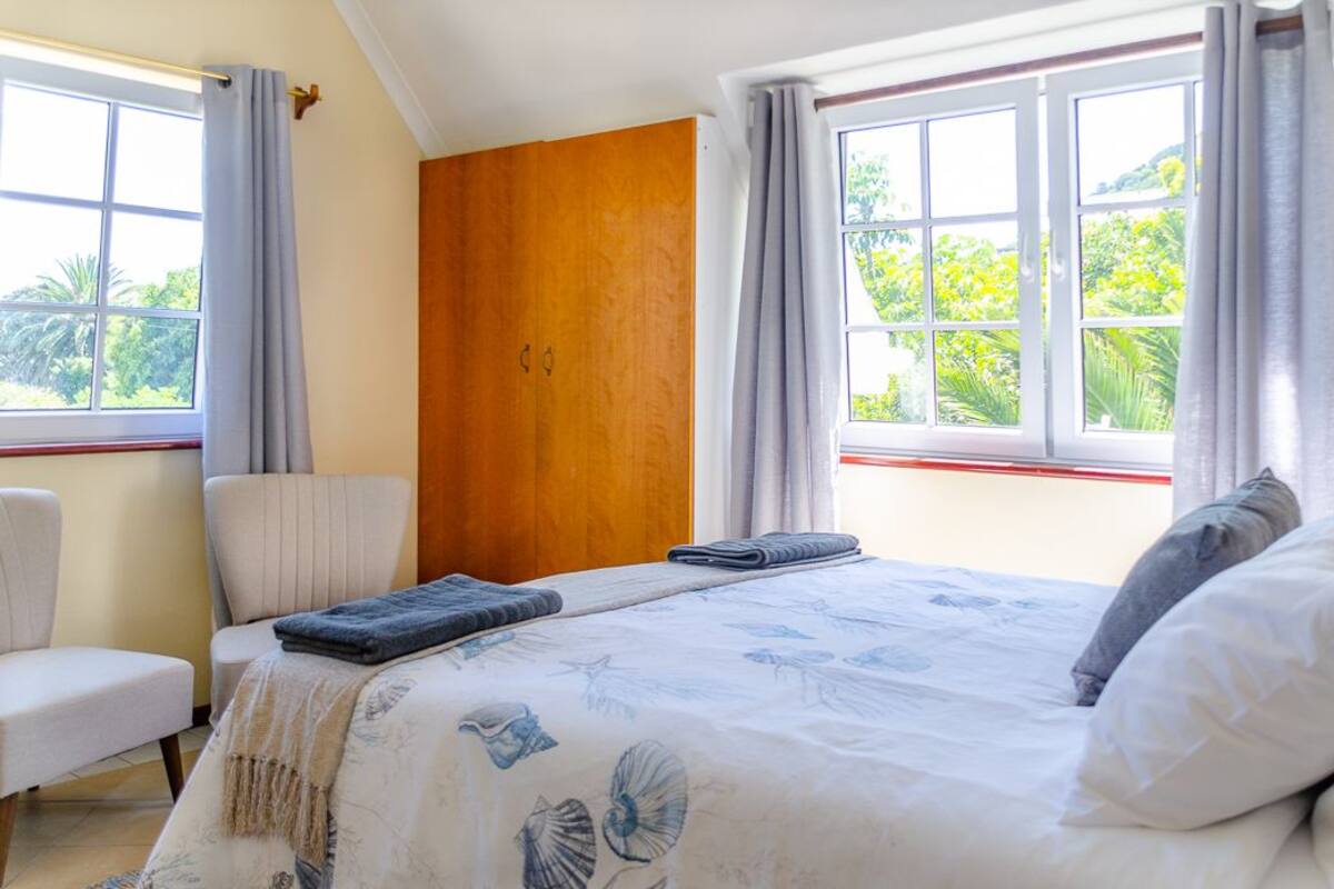 Doppia Comfort, 1 letto queen, non fumatori, vista oceano parziale | Con stile personalizzato, culle/letti per bambini (a pagamento)