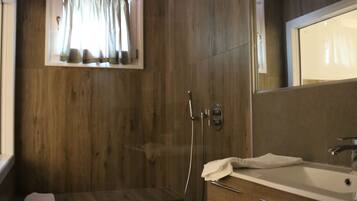 Suite Junior | Doccia