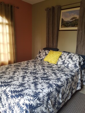 3 多间卧室、熨斗/熨衣板、WiFi、床单