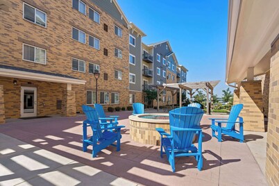 WaterWalk Extended Stay by Wyndham Kansas City - Overland Pk