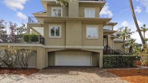 Front of property - Capri 2 (Hilton Head Island)