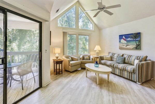 Casa | Sala de estar | Televisión y reproductor de DVD