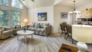 House | Living room - Colonnade Club 206 (Hilton Head Island)
