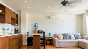 Unclassified image, 5 of 38, button - Casa Mango Suite 3, Isla Mujeres. (Isla Mujeres)