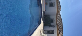 Stunning 3 bed Villa with large swimming pool, walking distance to Albox