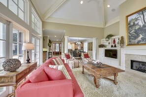 Flat-screen TV, fireplace, DVD player, ping pong - Bayberry 3 (Hilton Head Island)