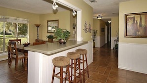 In-room dining - Pelican 4 (Hilton Head Island)