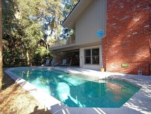 Outdoor pool - South Beach Lane 4 (Hilton Head Island)
