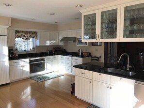 House, 4 Bedrooms | Private kitchen | Oven, coffee/tea maker - Twine Hill 4 Bedroom Private Hot Tub Home (Ludlow)