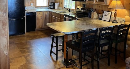 Tranquil lakefront retreat on majestic Lake Superior